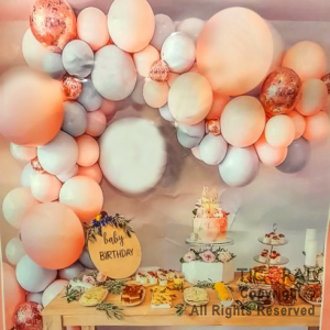 SET DE GLOBOS ARCO GUIRNALDA COLORES PASTELES ROSA PLATA Y CELESTE X 1